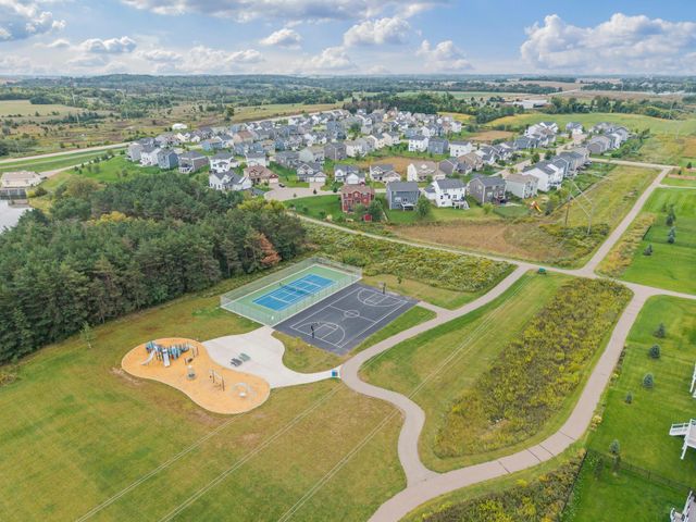 9834 Glacial Valley Alcove, Woodbury, MN 55129