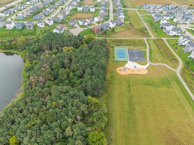 9834 Glacial Valley Alcove, Woodbury, MN 55129