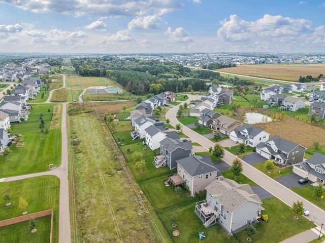 9834 Glacial Valley Alcove, Woodbury, MN 55129