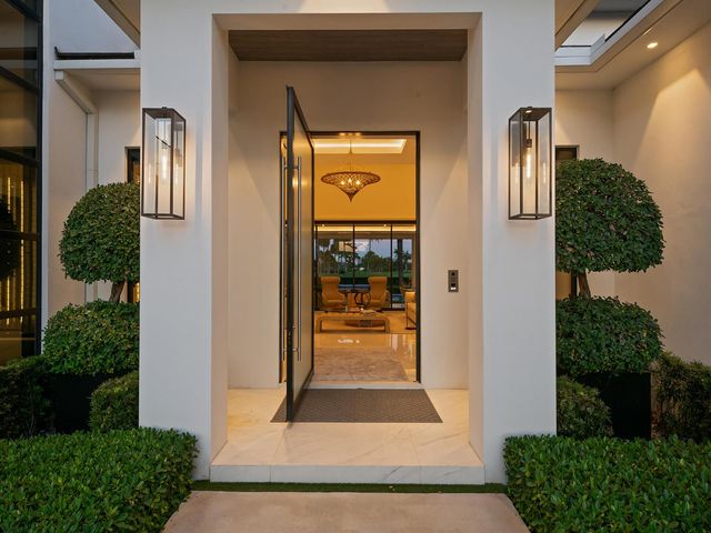 3916 Country Club Lane, Fort Lauderdale, FL 33308