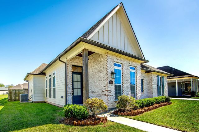 146 Marmande Avenue, Thibodaux, LA 70301