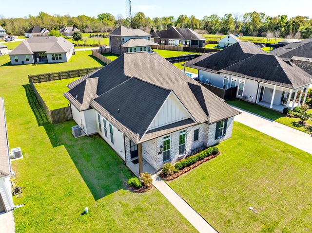 146 Marmande Avenue, Thibodaux, LA 70301