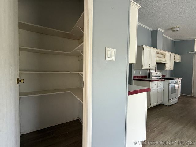 6771 W 57th Street North, Tulsa, OK 74126