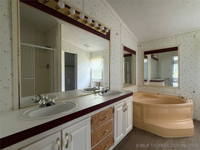 6771 W 57th Street North, Tulsa, OK 74126