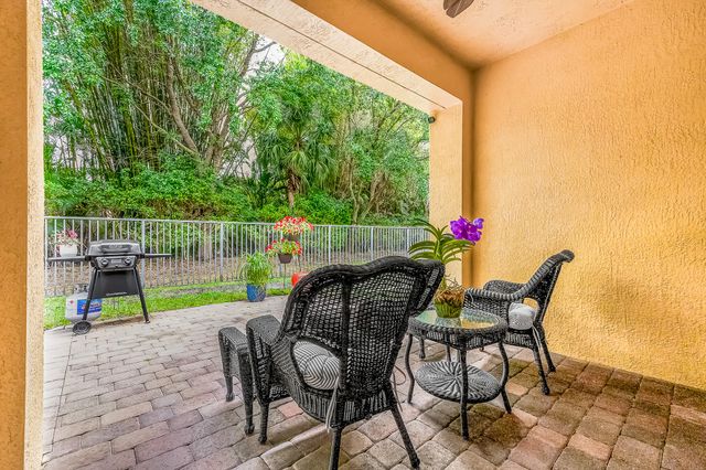 9262 Silver Glen Way, Lake Worth, FL 33467