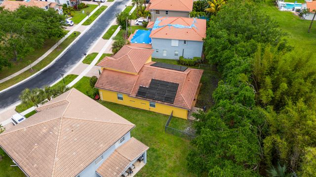 9262 Silver Glen Way, Lake Worth, FL 33467
