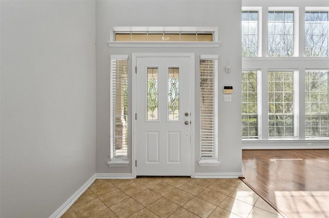 8036 Ocean Drive, Fort Worth, TX 76123