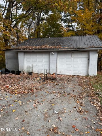 8320 Crabtree Road, Wise, VA 24293