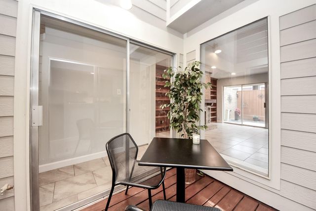 6306 S Rice Avenue, Bellaire, TX 77401