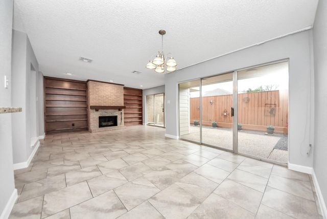 6306 S Rice Avenue, Bellaire, TX 77401