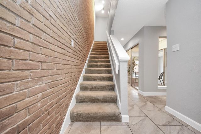 6306 S Rice Avenue, Bellaire, TX 77401