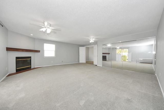 6306 S Rice Avenue, Bellaire, TX 77401