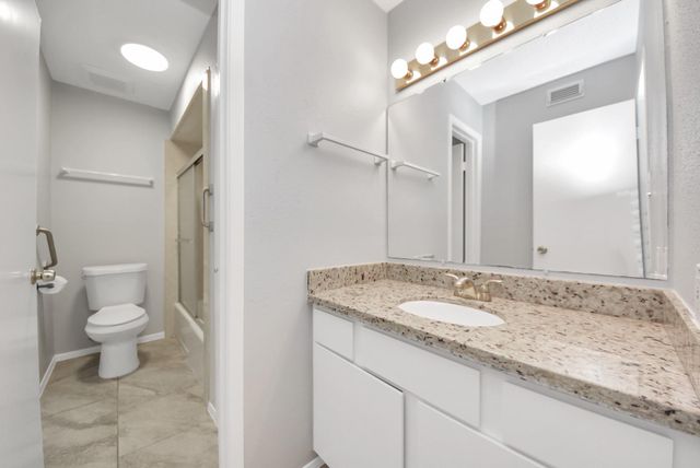 6306 S Rice Avenue, Bellaire, TX 77401