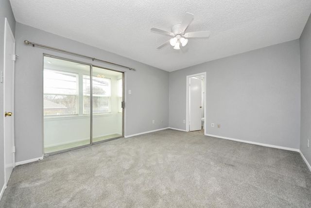 6306 S Rice Avenue, Bellaire, TX 77401