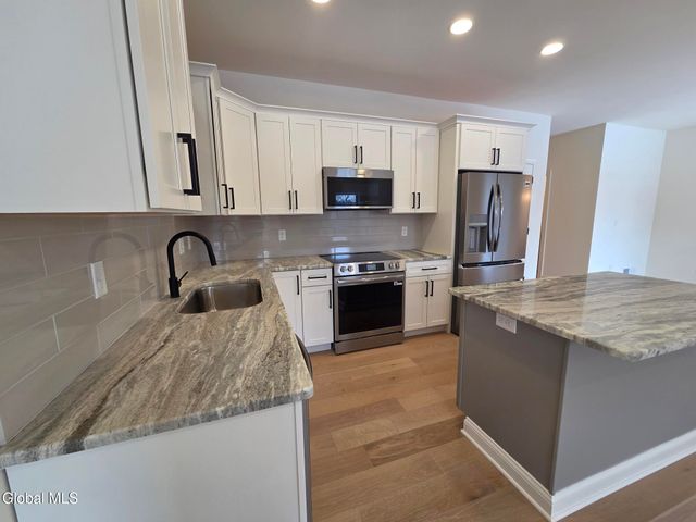 9 Hill Crest Lane 2, Lake George, NY 12845