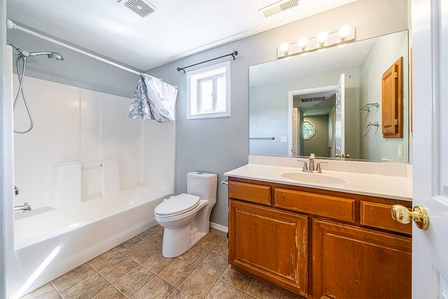 3036 Gary Drive, Medford, OR 97504