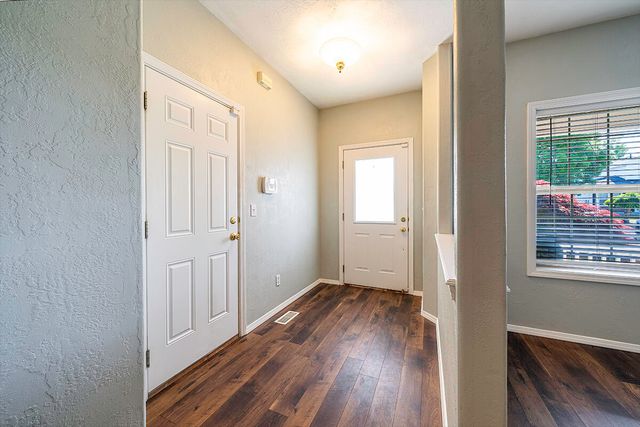 3036 Gary Drive, Medford, OR 97504