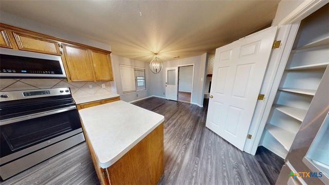 106 Cedar Ridge Drive, Nolanville, TX 76559