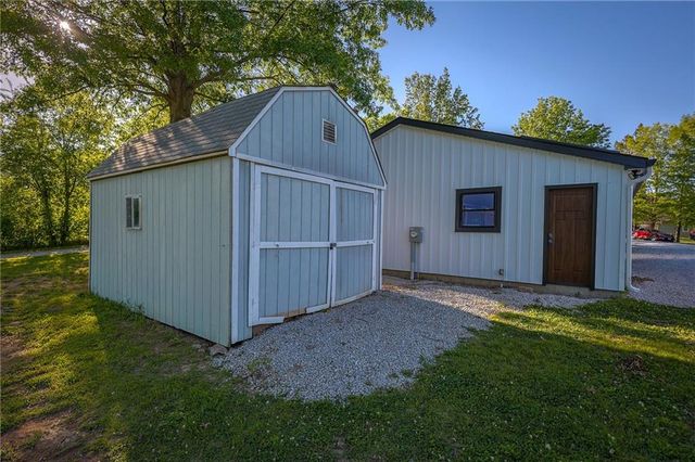 600 S Hickory Street, Bates City, MO 64011