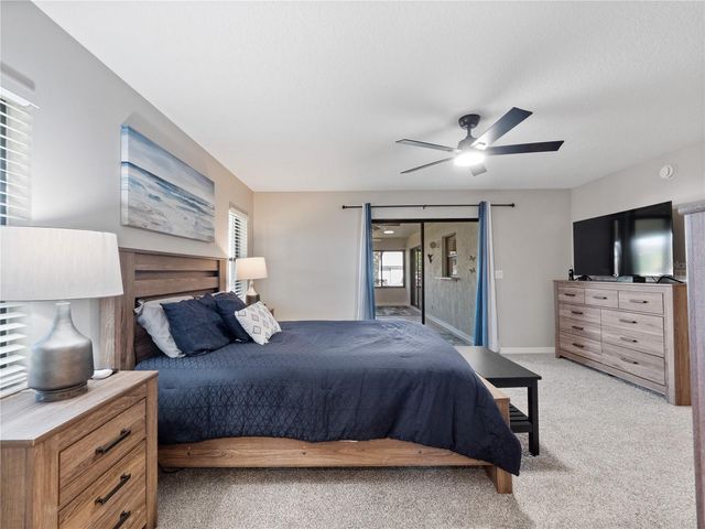 21821 KING JOHN STREET, Leesburg, FL 34748