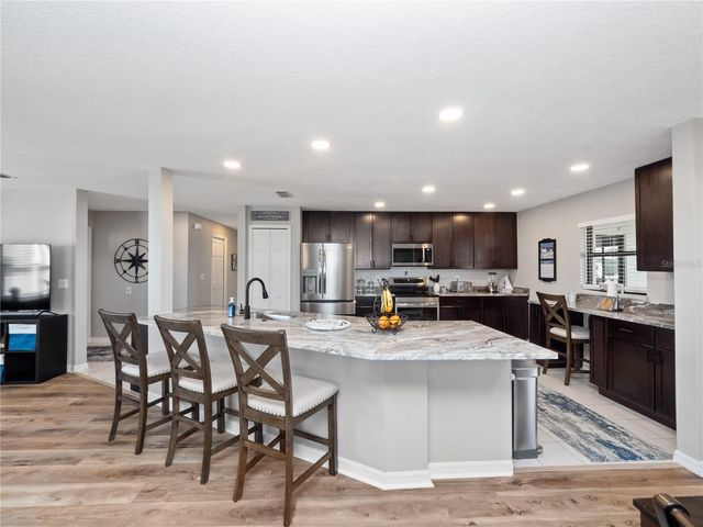 21821 KING JOHN STREET, Leesburg, FL 34748