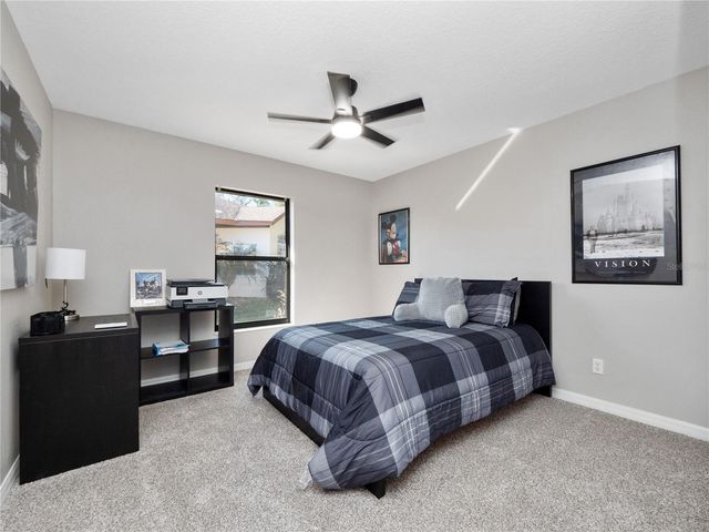 21821 KING JOHN STREET, Leesburg, FL 34748