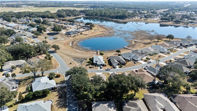 21821 KING JOHN STREET, Leesburg, FL 34748