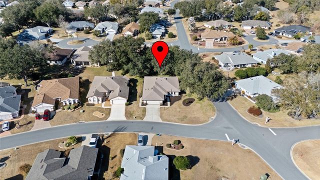 21821 KING JOHN STREET, Leesburg, FL 34748