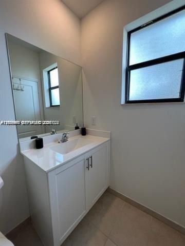 327 NE 208th Terrace, Miami, FL 33179