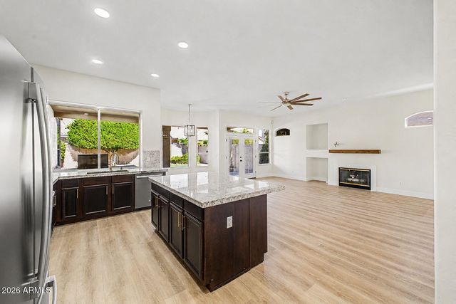 191 N ACACIA Drive, Gilbert, AZ 85233
