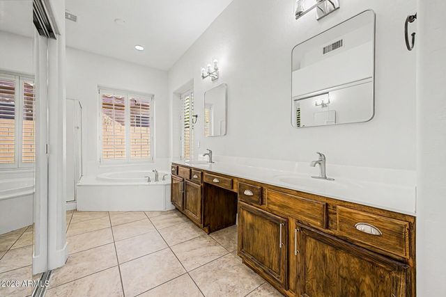 191 N ACACIA Drive, Gilbert, AZ 85233