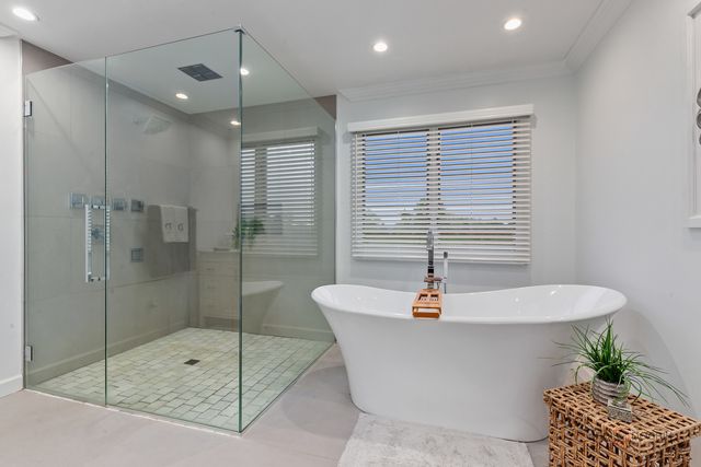 1240 Antietam Drive, Long Grove, IL 60047