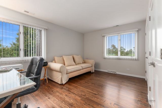 1240 Antietam Drive, Long Grove, IL 60047