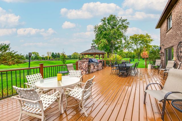 1240 Antietam Drive, Long Grove, IL 60047