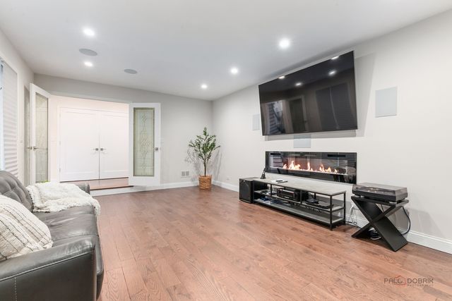 1240 Antietam Drive, Long Grove, IL 60047