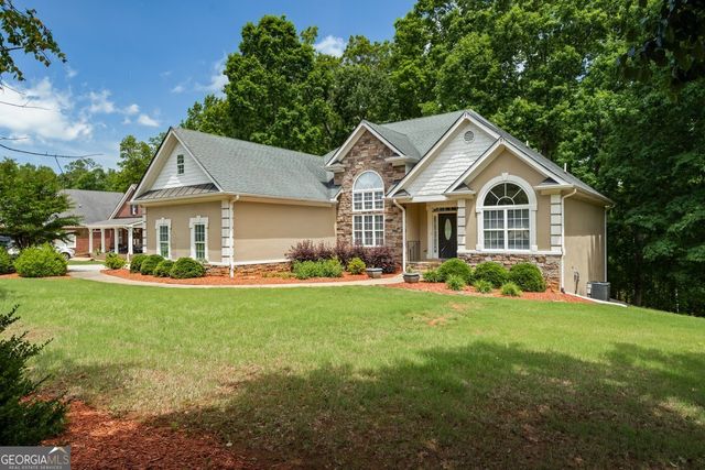 115 Blue Grass Way, Oxford, GA 30054
