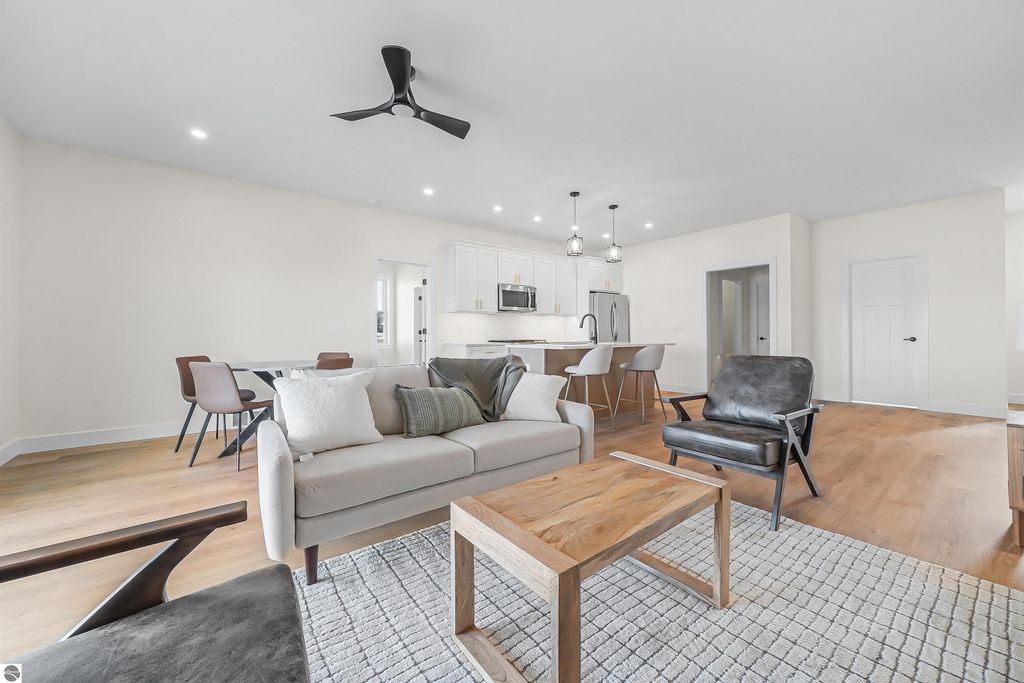 Image 10 of property listing at 1144 Magnolia Drive, Traverse City, MI 49696