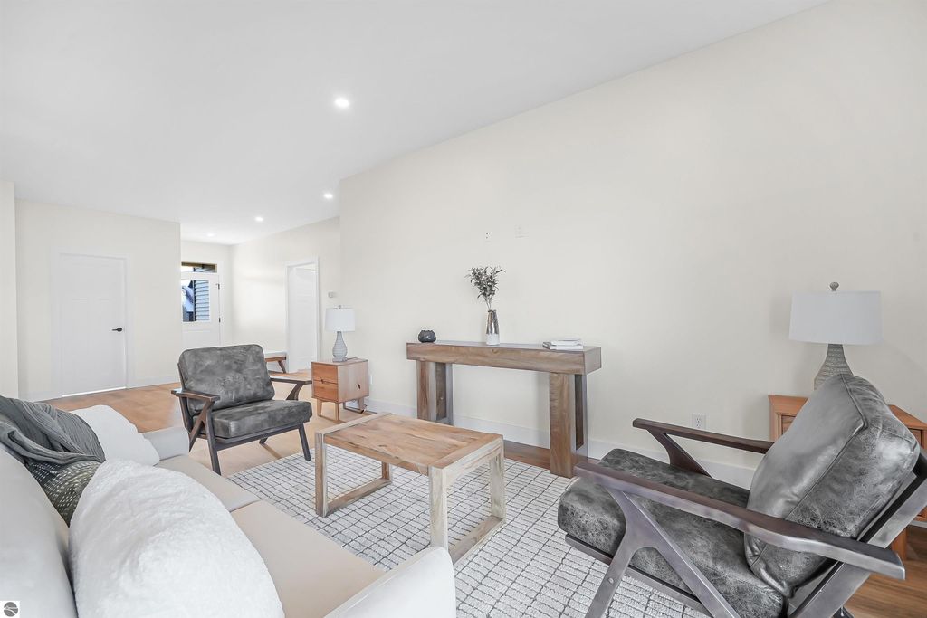 Image 11 of property listing at 1144 Magnolia Drive, Traverse City, MI 49696