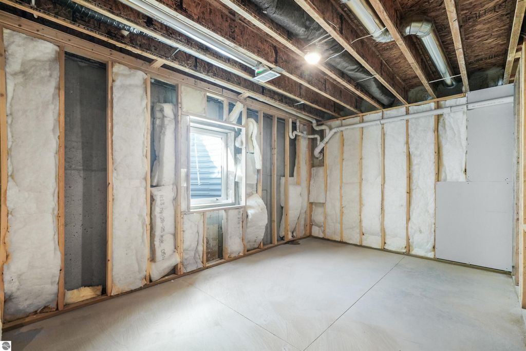 Image 22 of property listing at 1144 Magnolia Drive, Traverse City, MI 49696