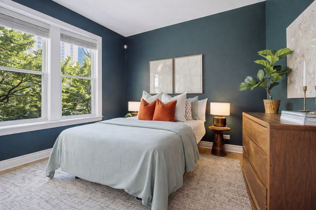 2547 N Clark Street 2N, Chicago, IL 60614