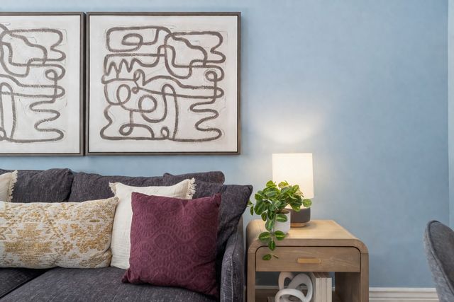 2547 N Clark Street 2N, Chicago, IL 60614