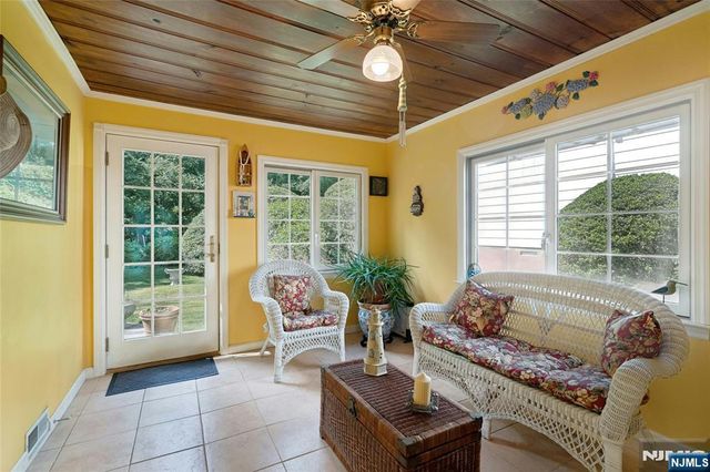 10-01 Plymouth Drive, Fair Lawn, NJ 07410