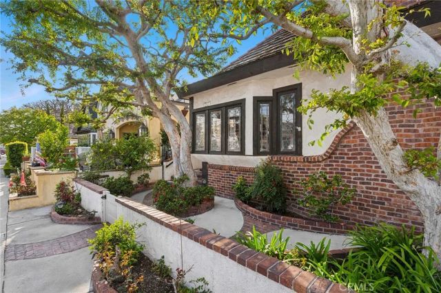 215 Opal, Newport Beach, CA 92662