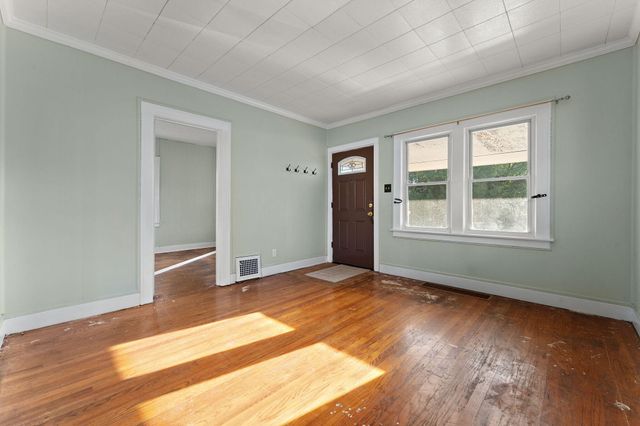 7138 Jefferson Avenue, Hammond, IN 46324