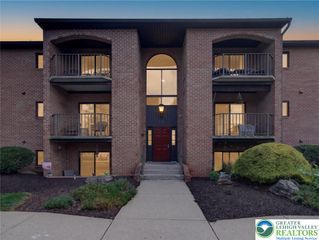 916 Cold Spring Road 4, Lower Macungie Twp, PA 18103