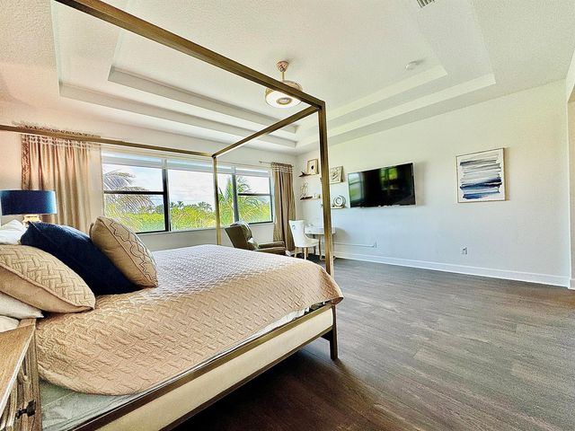 8451 Grand Prix Lane, Boynton Beach, FL 33472