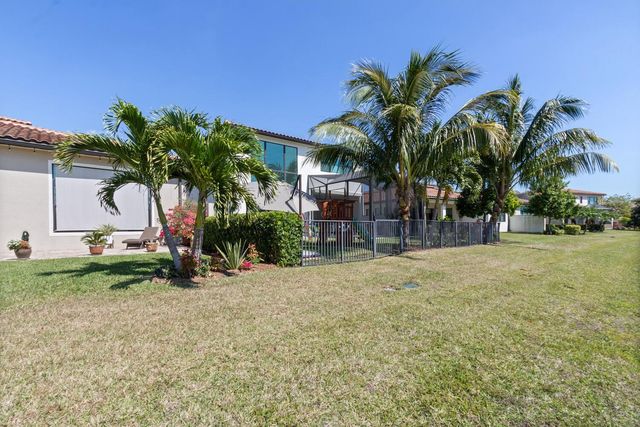 8451 Grand Prix Lane, Boynton Beach, FL 33472