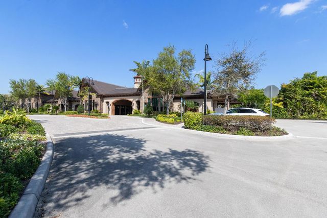 8451 Grand Prix Lane, Boynton Beach, FL 33472