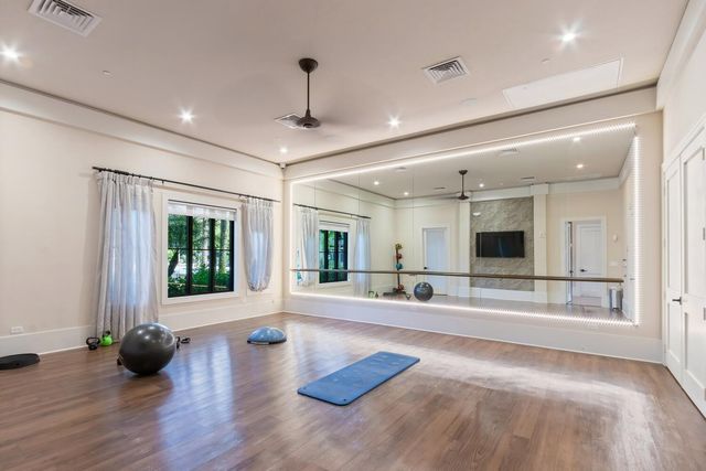 8451 Grand Prix Lane, Boynton Beach, FL 33472