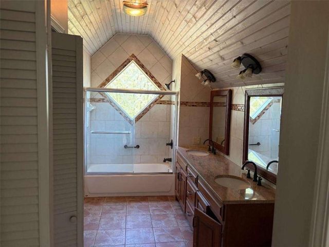 75 Price Drive, Locust Grove, GA 30248